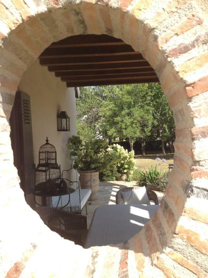 ホテルLa Grande Poterie Coulandon エクステリア 写真